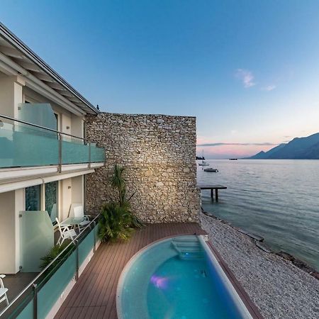 Hotel Vega マルチェージネ エクステリア 写真